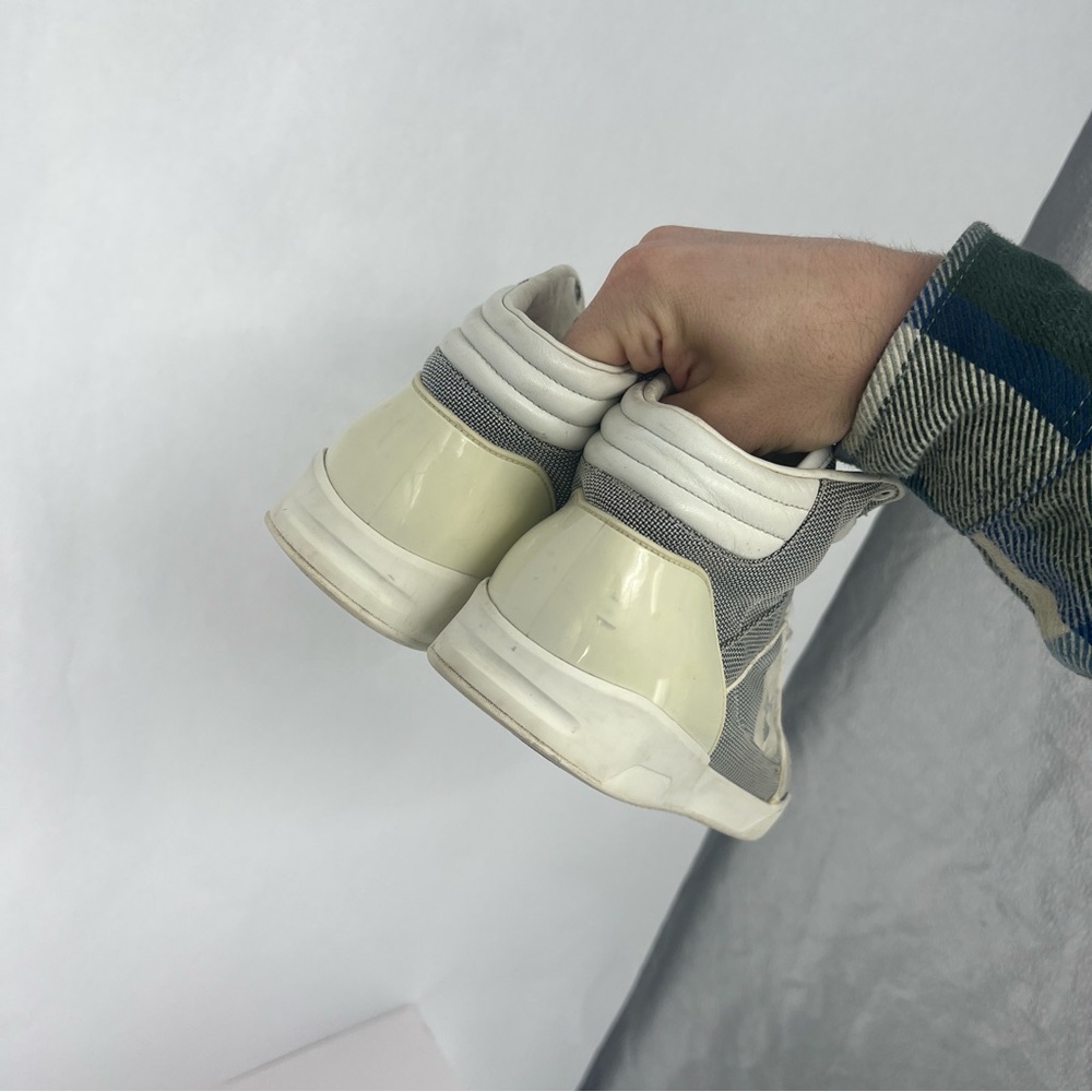 Gucci Gray and Cream High-Top Sneakers - Picture 11 of 17